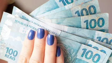 Empiricus lança 'estratégia 60/25/15' para renda extra em agosto